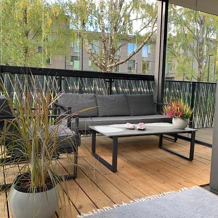 Oeoe Street Premium Apartment With Terrace タルトゥ エクステリア 写真